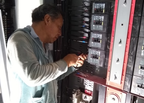 Diseño, Construcción y mantenimiento a Instalaciones Eléctricas (Baja y Media Tensión)